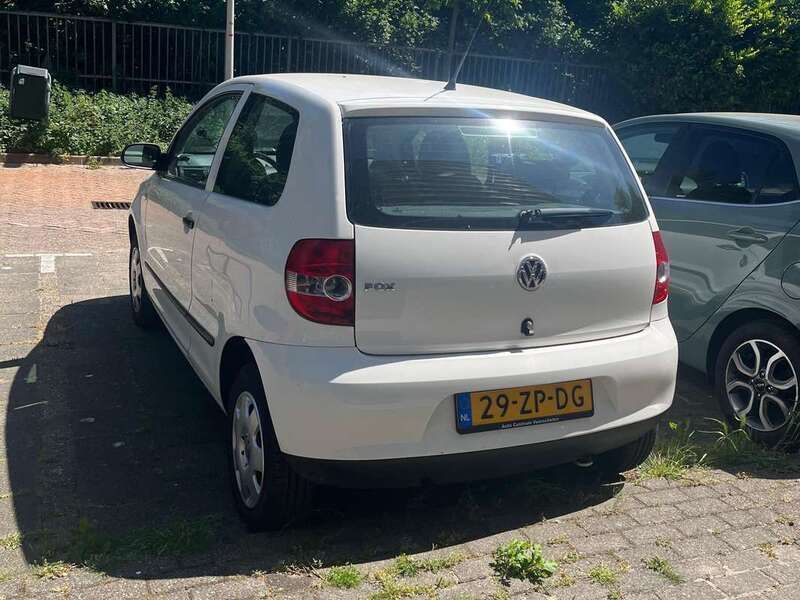 Wit Gebruikt 2008 VW Fox Trendline Hatchback | € 1.650 (Eerlijke prijs) - Afbeelding 1/4