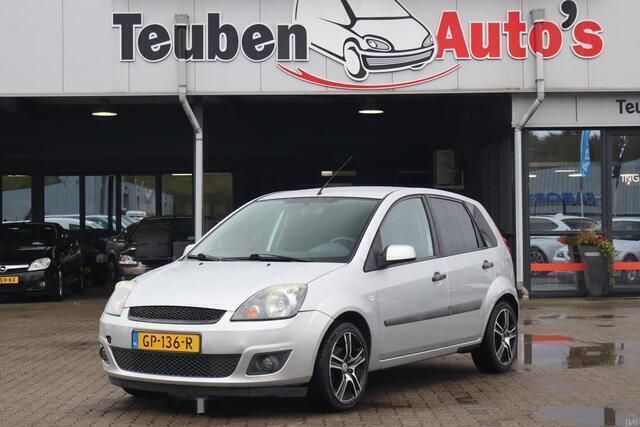 Grijs Gebruikt 2007 Ford Fiesta Ambiente Hatchback | € 2.395 (Eerlijke prijs) - Afbeelding 1/4