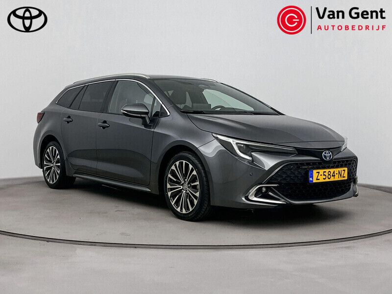 Grijs Gebruikt 2024 Toyota Corolla Stationwagen | € 31.999 (Duur) - Afbeelding 1/4