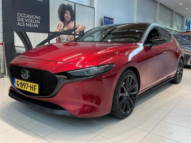 Rood Gebruikt 2019 Mazda 3 Luxury Hatchback | € 20.990 (Iets duurder) - Afbeelding 1/4