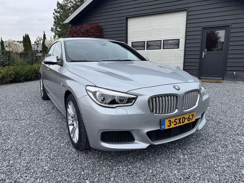 Grijs Gebruikt 2014 BMW 550 Gran Turismo Executive Sedan | € 19.950 - Afbeelding 1/4