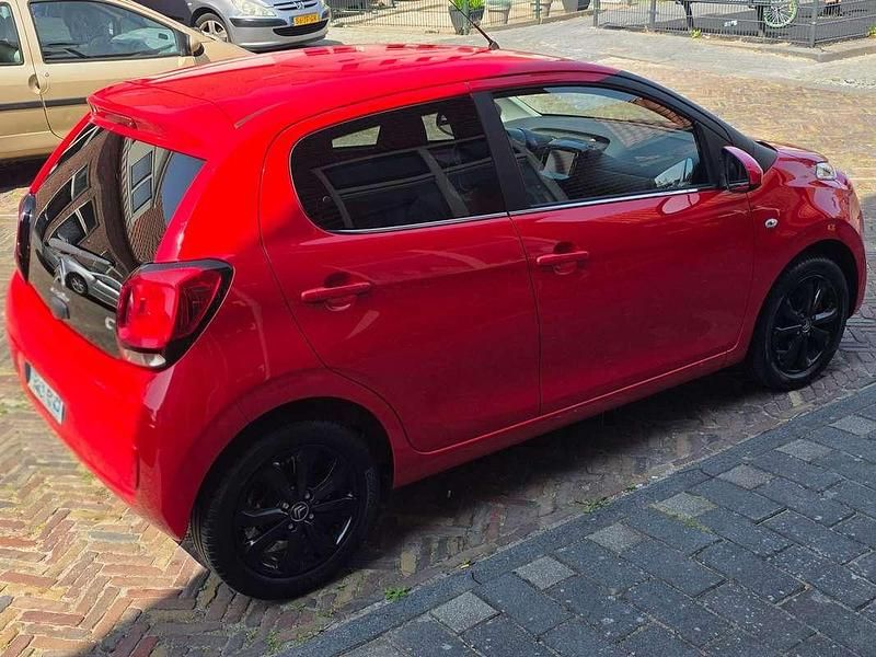 Rood Gebruikt 2021 Citroën C1 Shine Hatchback | € 8.890 (Eerlijke prijs) - Afbeelding 1/4