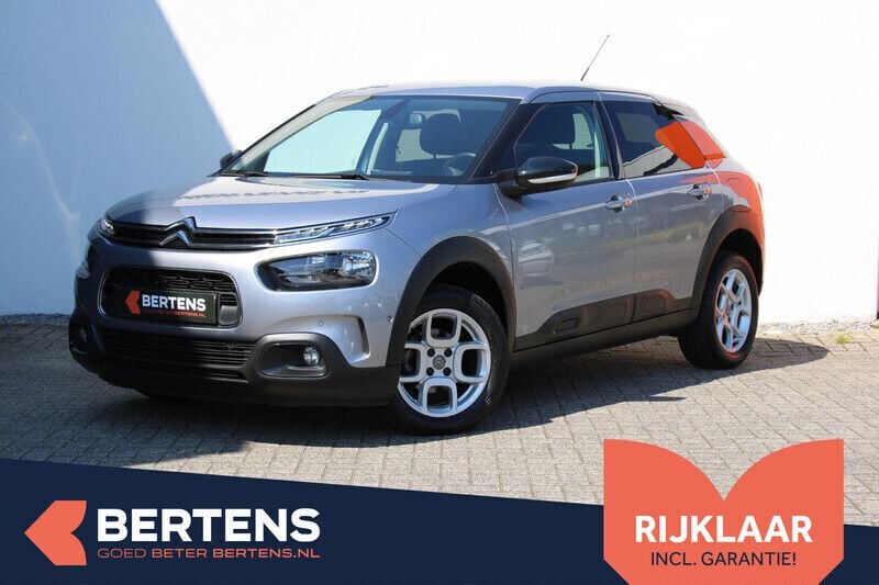 Grijs Gebruikt 2020 Citroën C4 Cactus Feel Hatchback | € 13.895 (Eerlijke prijs) - Afbeelding 1/4