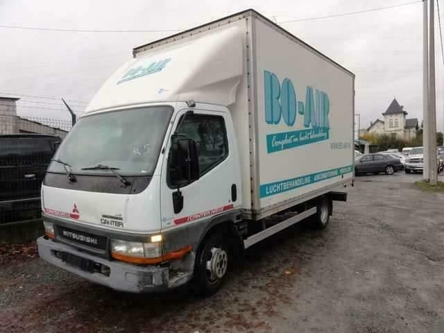 Wit Gebruikt 2005 Mitsubishi Canter Sedan | € 3.750 - Afbeelding 1/4