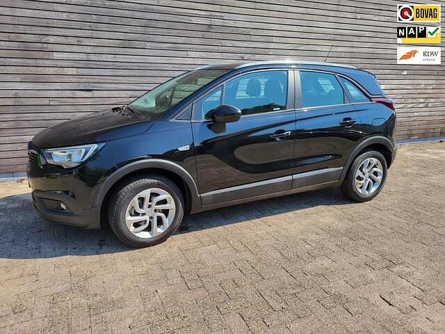 Zwart Gebruikt 2018 Opel Crossland X Innovation SUV | € 11.500 (Eerlijke prijs) - Afbeelding 1/4