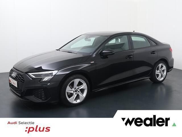 Zwart Gebruikt 2022 Audi A3 Design Sedan | € 26.840 (Goede deal) - Afbeelding 1/4