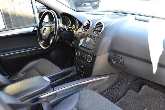 Overige Gebruikt 2006 Mercedes ML320 SUV | € 3.750 (Eerlijke prijs) - Afbeelding 1/4