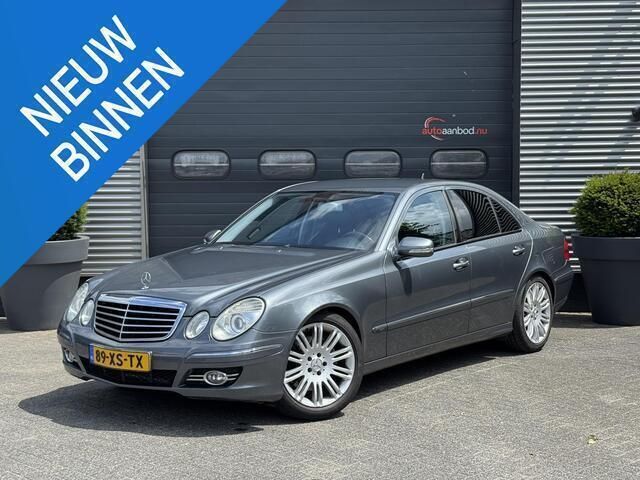 Grijs Gebruikt 2007 Mercedes E230 Avantgarde Sedan | € 4.990 - Afbeelding 1/4