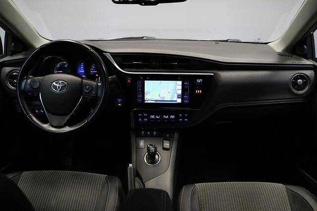 Occasion Toyota Auris Executive 99 PK (72 kW) 2018 Grijs Hatchback
