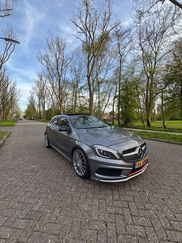 Grijs Gebruikt 2012 Mercedes 250 Ambition Stationwagen | € 16.500 (Eerlijke prijs) - Afbeelding 1/4