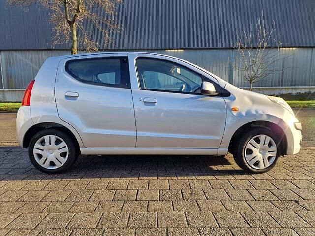 Occasion Nissan Pixo Acenta 68 PK (50 kW) 2010 Grijs (metallic) Hatchback