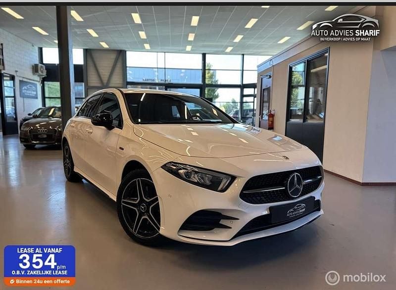 Wit Gebruikt 2021 Mercedes A250 Business Hatchback | € 26.495 (Goede deal) - Afbeelding 1/4