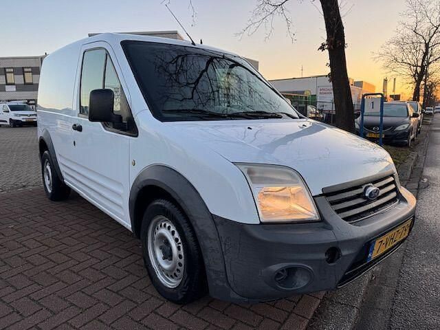 Wit Gebruikt 2010 Ford Transit Van | € 2.500 (Eerlijke prijs) - Afbeelding 1/4