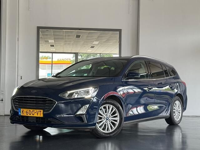 Blauw Gebruikt 2021 Ford Focus Business Edition Stationwagen | € 13.950 (Goede deal) - Afbeelding 1/4