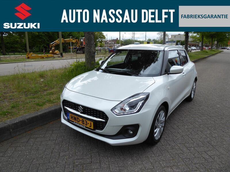 Wit Gebruikt 2024 Suzuki Swift Hatchback | € 18.900 (Eerlijke prijs) - Afbeelding 1/4