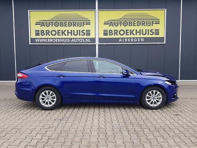Occasion Ford Mondeo Titanium 120 PK (88 kW) 2016 Blauw (metallic) Hatchback