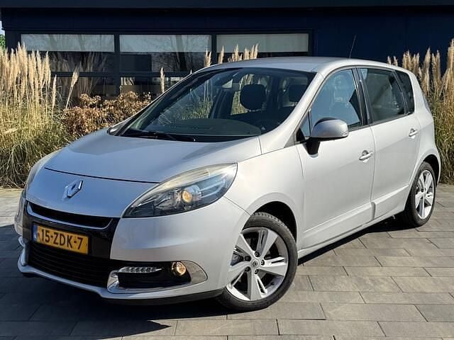Grijs (metallic) Gebruikt 2012 Renault Scénic Dynamique MPV | € 4.990 (Goede deal) - Afbeelding 1/4
