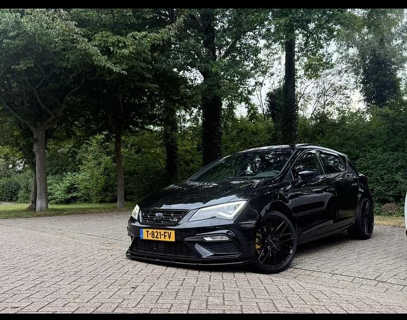 Occasion Seat Leon FR 239 PK (175 kW) 2017 Zwart Hatchback
