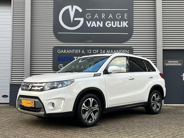 Wit (metallic) Occasion 2016 Suzuki Vitara SUV | € 16.995 (Eerlijke prijs) - Afbeelding 1/3
