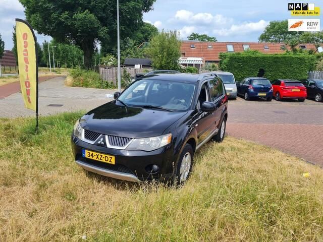 Zwart Gebruikt 2007 Mitsubishi Outlander Intense+ SUV | € 4.995 (Eerlijke prijs) - Afbeelding 1/4