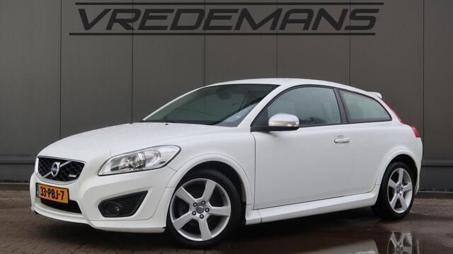 Wit Gebruikt 2011 Volvo C30 Hatchback | € 4.450 (Eerlijke prijs) - Afbeelding 1/4