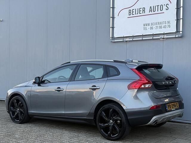 Occasion Volvo V40 154 PK (113 kW) 2017 Grijs Hatchback