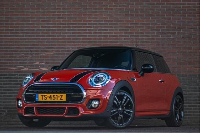 Oranje Gebruikt 2018 Mini John Cooper Works Hatchback | € 14.950 (Goede deal) - Afbeelding 1/4
