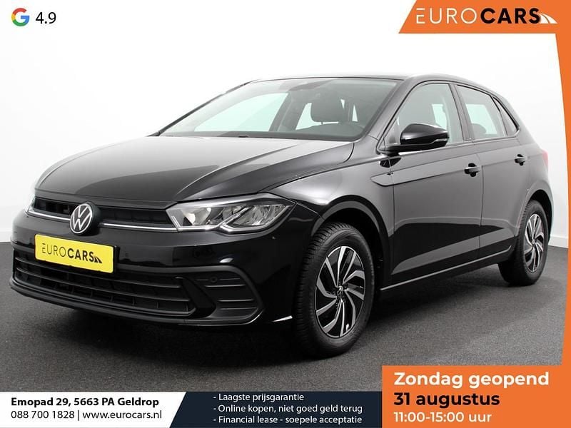 Zwart Gebruikt 2024 VW Polo Life Hatchback | € 24.440 (Eerlijke prijs) - Afbeelding 1/4