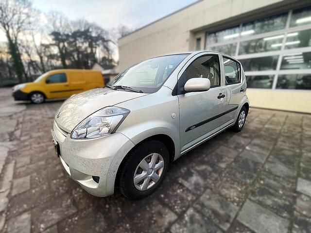 Occasion Daihatsu Sirion 69 PK (50 kW) 2007 Beige Hatchback