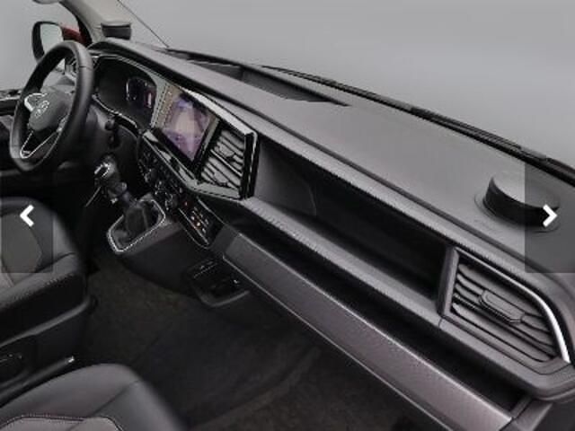 Occasion VW Transporter Highline 150 PK (110 kW) 2021 Rood Van