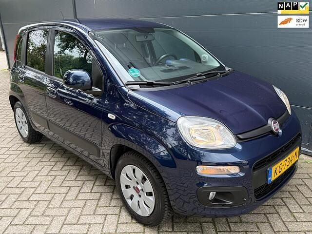 Occasion Fiat Panda Lounge 80 PK (58 kW) 2016 Blauw Hatchback