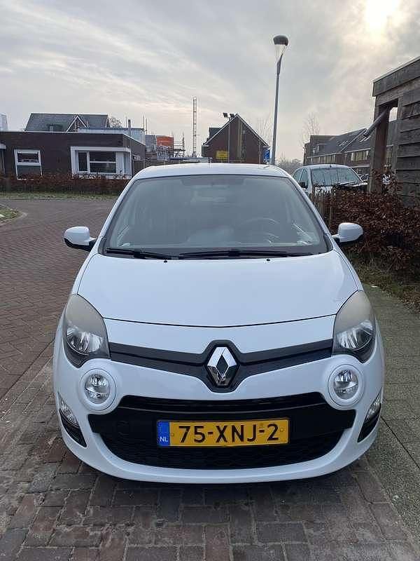 Wit Occasion 2012 Renault Twingo Collection Hatchback | € 2.000 (Super prijs) - Afbeelding 1/4
