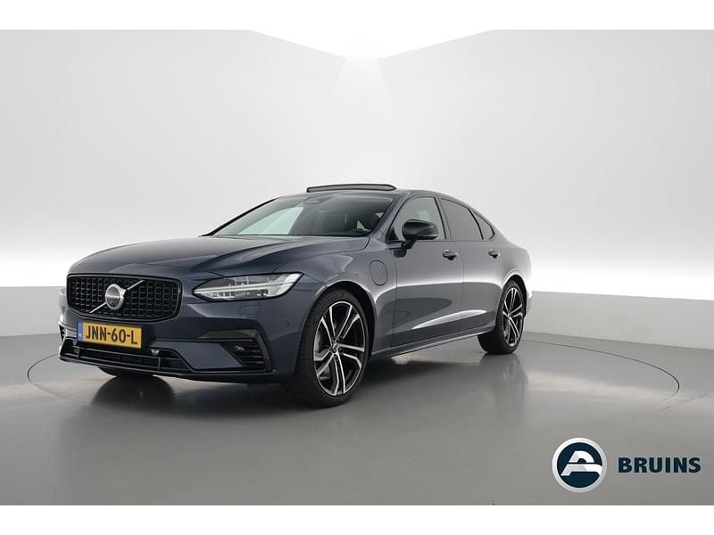 Blauw Occasion 2025 Volvo S90 Plus Sedan | € 46.900 (Iets duurder) - Afbeelding 1/4