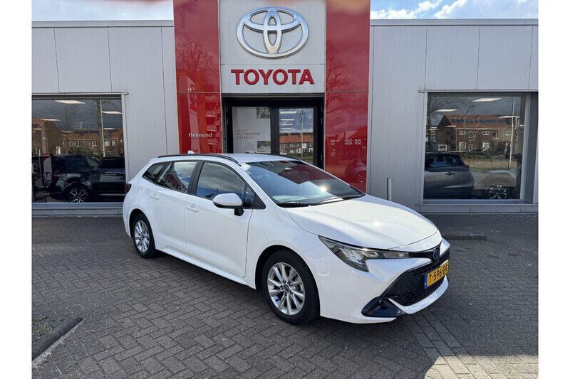 Gebruikt 2023 Toyota Corolla Active Stationwagen | € 27.799 - Afbeelding 1/1