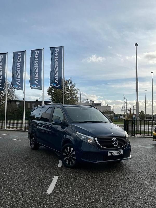 Occasion 2021 Mercedes EQV300 | € 32.850 (Super prijs) - Afbeelding 1/4