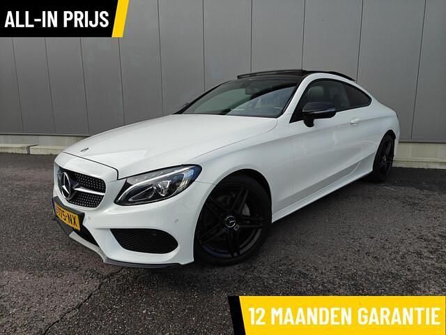 Wit Gebruikt 2018 Mercedes C180 AMG Line Premium Coupé | € 24.940 (Eerlijke prijs) - Afbeelding 1/4