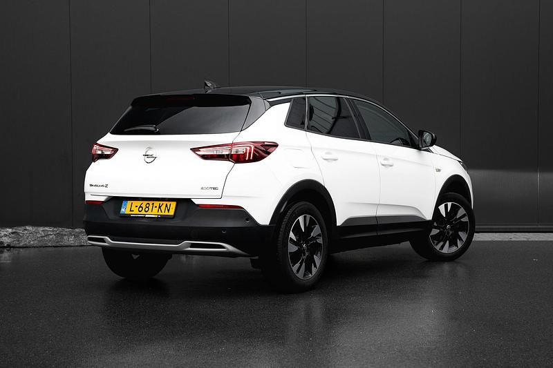 Occasion Opel Grandland X Business Elegance 130 PK (95 kW) 2021 Wit SUV