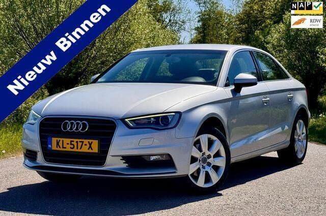Grijs Gebruikt 2014 Audi A3 Attraction Sedan | € 14.999 (Eerlijke prijs) - Afbeelding 1/4