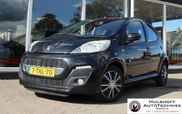 Zwart Gebruikt 2014 Peugeot 107 Envy Hatchback | € 5.999 (Iets duurder) - Afbeelding 1/4