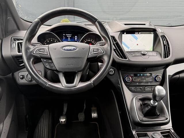 Occasion Ford Kuga ST-Line 120 PK (88 kW) 2018 Zwart SUV