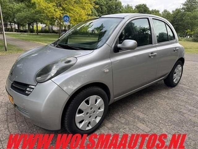 Grijs Gebruikt 2004 Nissan Micra Tekna Hatchback | € 1.250 (Eerlijke prijs) - Afbeelding 1/4