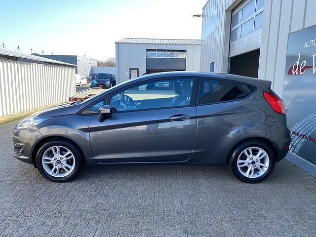 Occasion Ford Fiesta S 80 PK (58 kW) 2016 Grijs (metallic) Hatchback