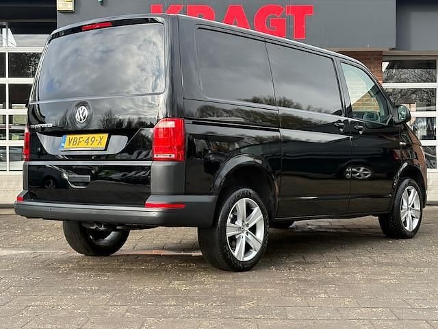 Occasion VW T6.1 Highline 150 PK (110 kW) 2019 Zwart (metallic) Van