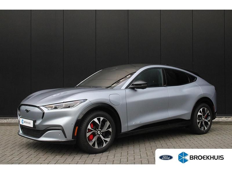 Grijs Gebruikt 2024 Ford Mustang SUV | € 32.800 - Afbeelding 1/4