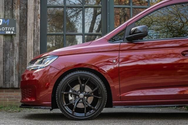 Occasion VW Caddy Exclusive 122 PK (89 kW) 2024 Rood MPV