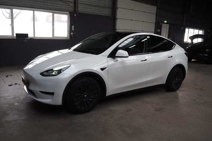 Occasion Tesla Model Y RWD 219 kW (299 PK) 2023 Wit (metallic) SUV