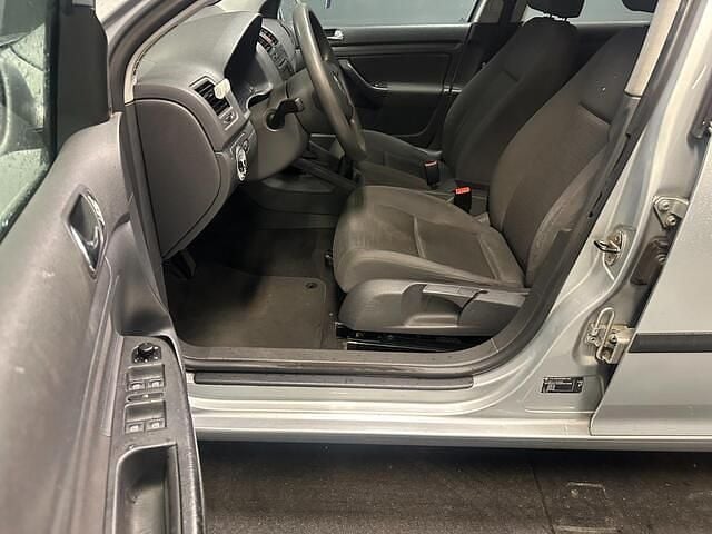 Occasion VW Golf IV Sportline 102 PK (75 kW) 2004 Grijs Hatchback