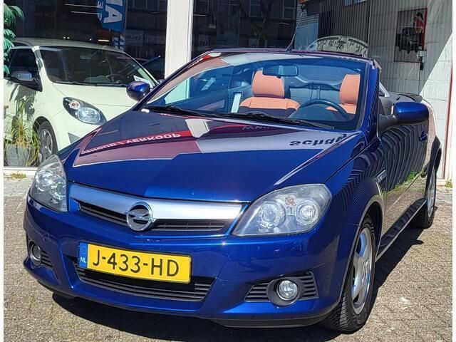 Blauw Gebruikt 2005 Opel Tigra Cabriolet | € 2.450 (Iets duurder) - Afbeelding 1/4