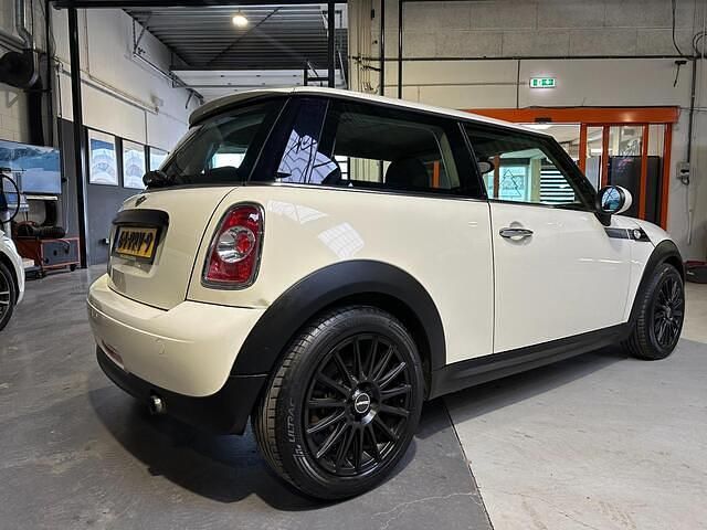 Occasion Mini ONE Business 75 PK (55 kW) 2011 Wit Hatchback