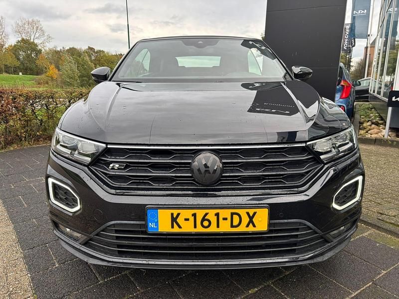 Occasion VW T-Roc Cabriolet R-line 150 PK (110 kW) 2020 Deep black pearl / zwart dak Cabriolet